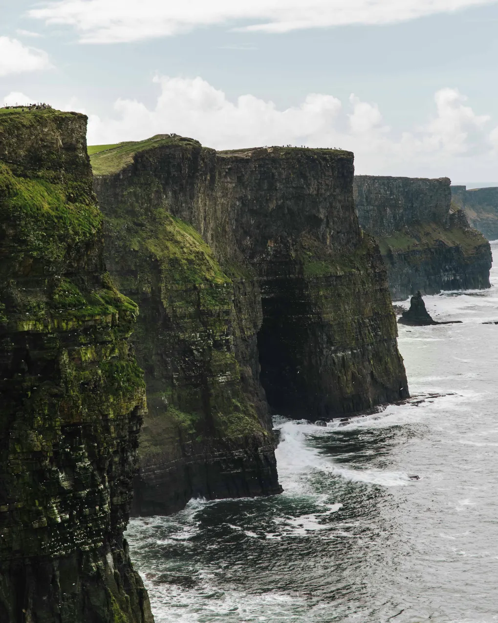 Breathtaking view of the Cliffs of Moher during a tour